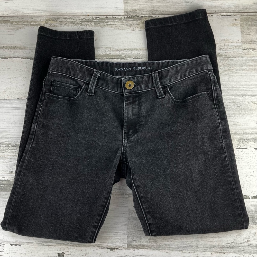 BANANA REPUBLIC Black Straight Leg Jeans 26S